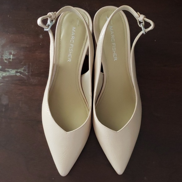 Marc Fisher Shoes - Nude heels